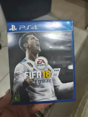 Vendo FIFA 18 todo original em perfeito estado