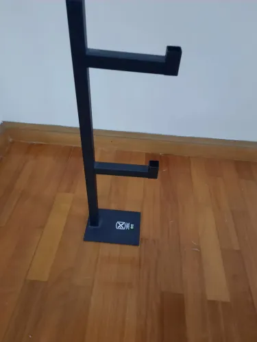 Porta papel higiênico de chão duplo preto