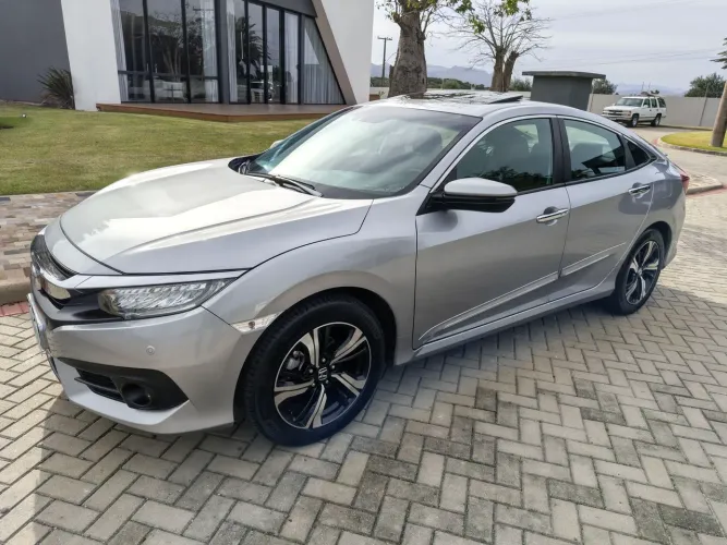 Honda Civic Sedan Touring 1.5 Turbo 16V Aut.4p 2018