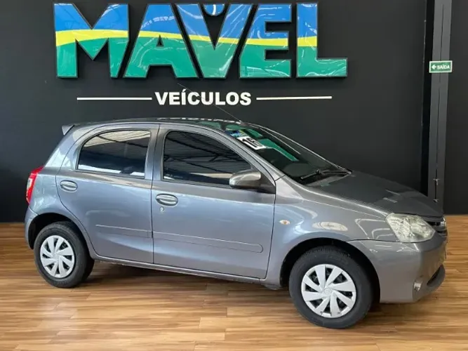 Toyota Etios XS 1.5 Flex 16V 5P Mec. 2016