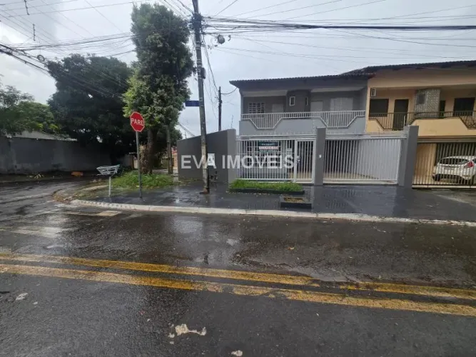 04 QUARTOS SENDO 02 SUITES