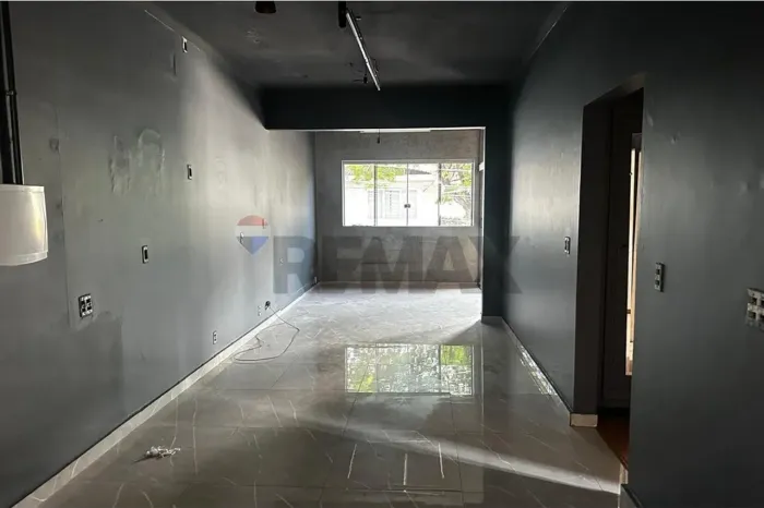 RE/MAX ALUGA CASA COMERCIAL OU RESIDENCIAL, 250m², R$ 3.800,00 CENTRO/VALINHOS