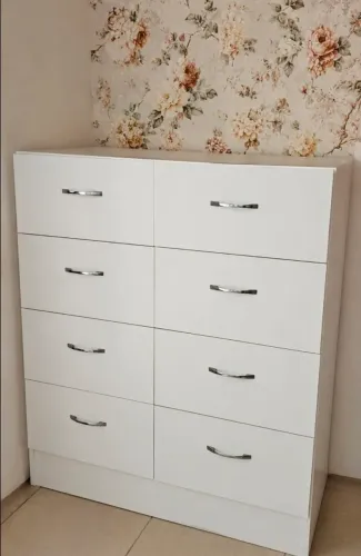 Vendo cômoda grande 
