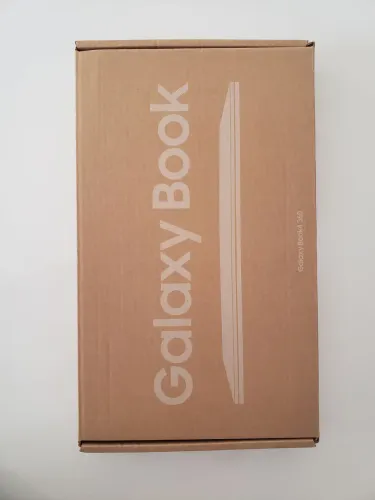 Book4 360 750QGK-KG2 Windows 11 Home Intel 5 120U 15.6'' 16GB Touch-screen