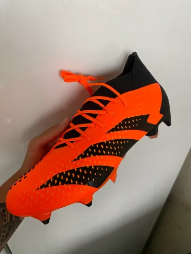 Chuteira Adidas Predator Precision.1 Low FG - Campo 