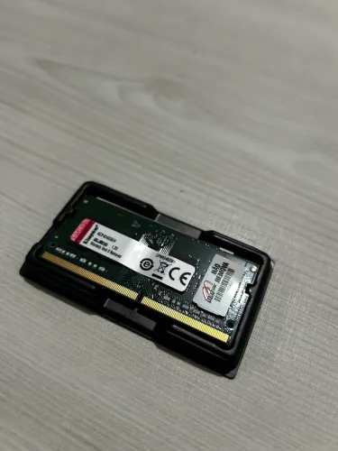 Memória RAM Notebook Kingston 4GB DDR4 2400MHz SODIMM - Impecável