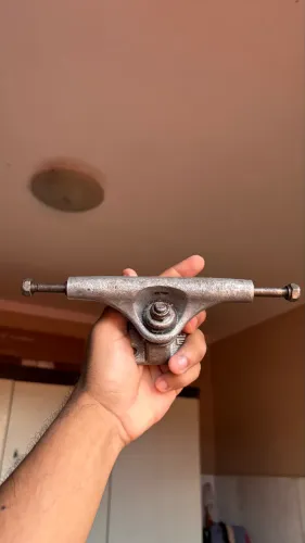 Truck metallum( pouco usado )