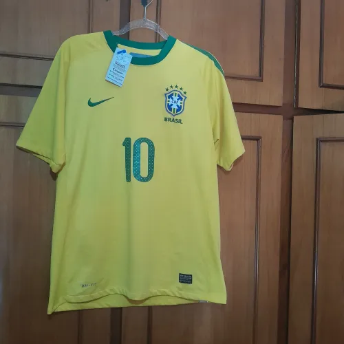 Camisa Brasil 2010 oficial KAKA