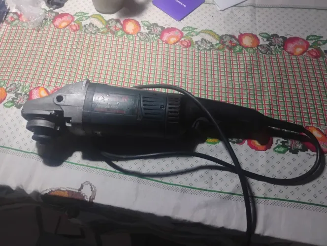 Vendo esmirilhadeira