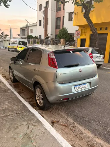 Fiat Punto Essence 1.6 Flex 16V 5P 2012