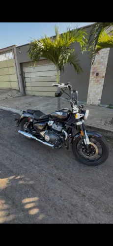 Super Meteor Astral Black 650 