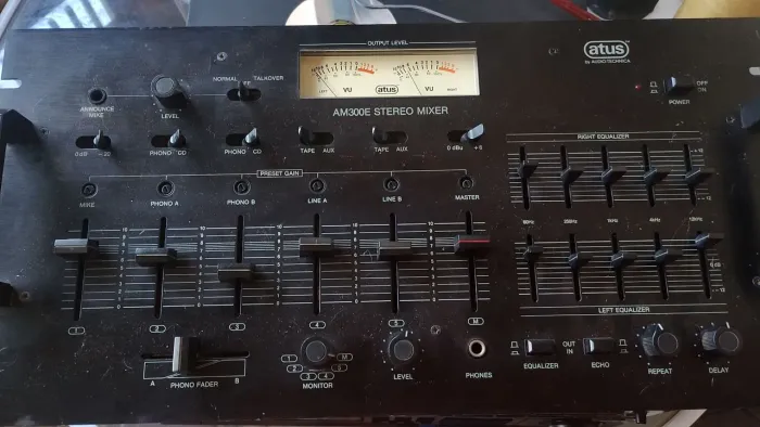 AM300E STEREO MIXER