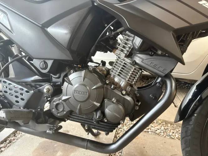 YAMAHA FAZER 150 PRETA 2022/2023