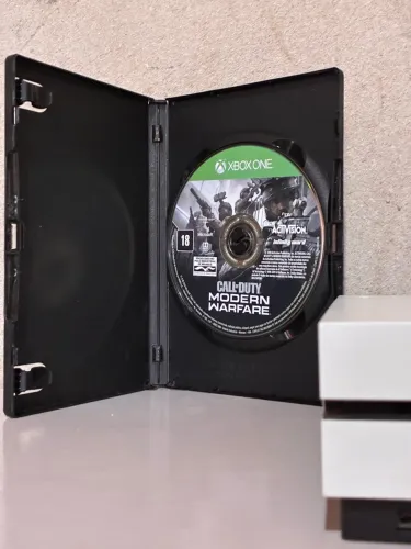 Call of Duty Modern Warfare Xbox One - Mídia Física Original