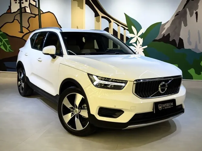 Volvo XC40 T-5 Momentum 2.0 252cv AWD 2020