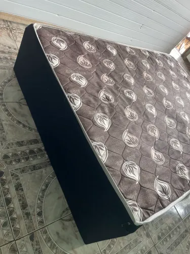 Cama box 