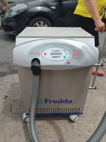 equipamento de crioterapia da marca Freddo, da FIBINJECT