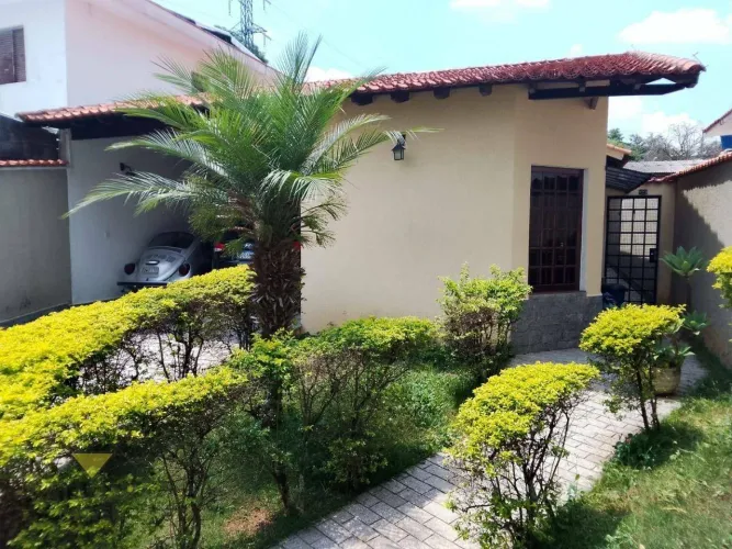 Casa com 2 dormitórios à venda, 267 m² por R$ 1.250.000,00 - Vila Lavínia - Mogi das Cruze