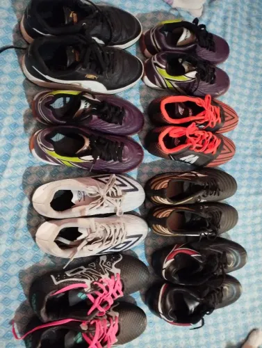Chuteiras e tenis