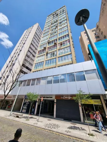 Sala Comercial no Centro de Curitiba 60m² | Parcelamento Direto em Até 48x!
