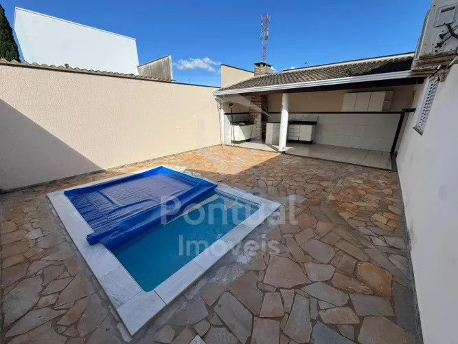 Casa em Condominio, 3 dormitórios para locação, Jardim Holanda, UBERLANDIA - MG