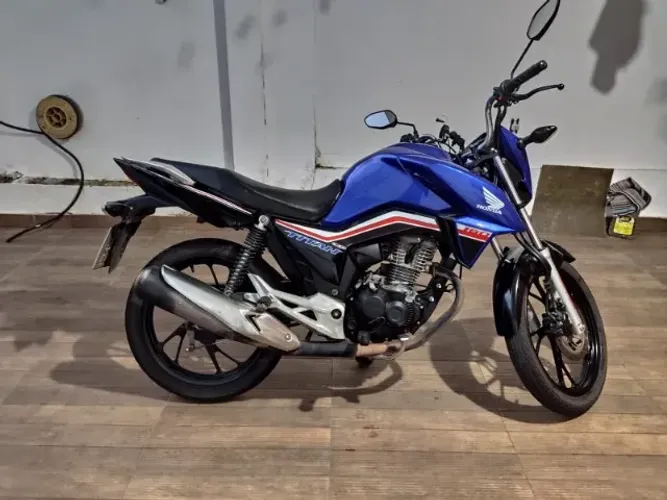 Honda CG Titan 160 Flexone 40 anos