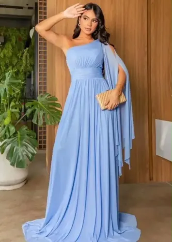 Vende se dois vestidos