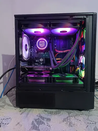 CPU GAMER TOP 12GB SSD + HD PLACA DE VÍDEO ACEITO CARTÃO DO GARANTIA 1800$