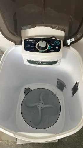 Vendo Tanquinho Semiautomático NEWMAQ  Seminovo