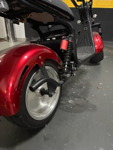 Scooter elétrica 2000W pouco rodada e novinha