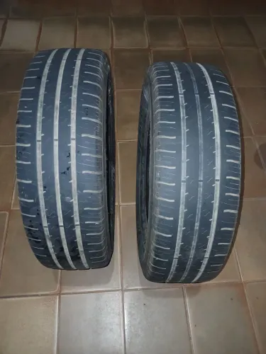 Par de Pneus aro 14 - 185/70