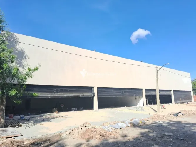 Galpão Bairro São João para aluguel
