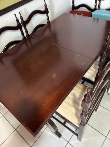 Mesa Madeira Nobre 6 cadeiras 