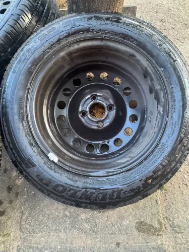 Pneu aro 15 185/65
