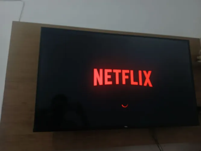 TV TCL + PAINEL