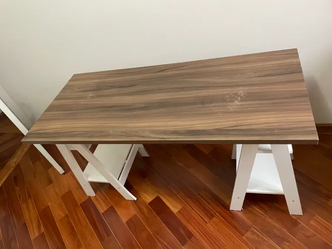 Mesa de escritório usada