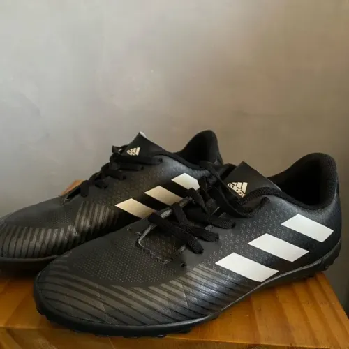 Chuteira Adidas Artilheira II 17 TF Society Tamanho 40