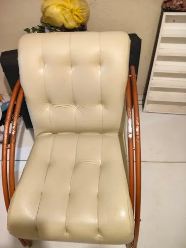 Vendo 2 poltronas R$300 tudo