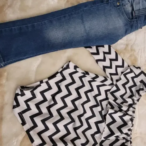 Lote de roupa 3 anos semi novo Menina