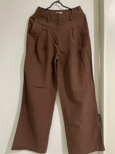 Calça pantalona marrom tamanho 36