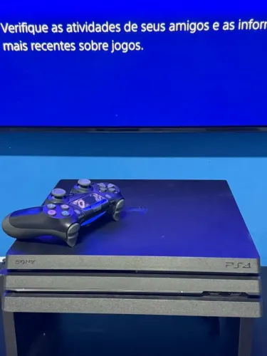 PS4 PRO DESBLOQUEADO - IMPECÁVEL