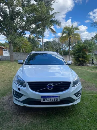 Volvo XC 60 T-5 R-design 2.0 FWD 5P 2014