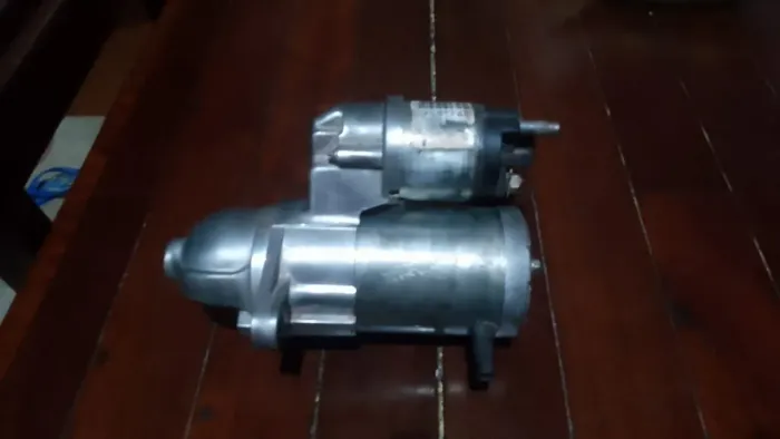 Vendo esse motor de arranque gm original...