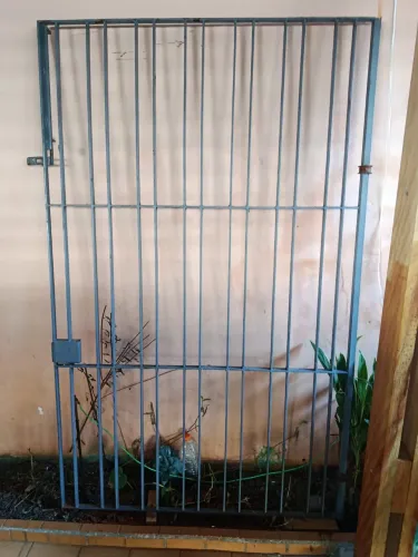 Portão para garagem ou janela