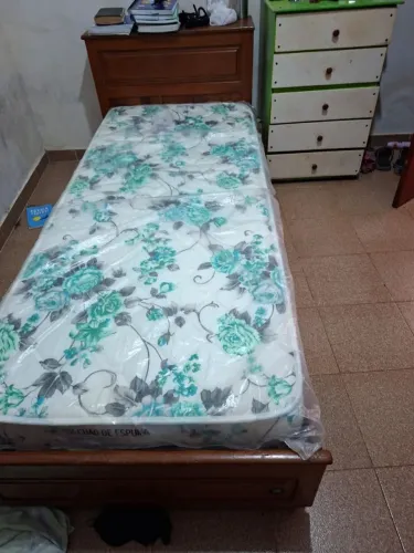 Cama pra solteiro