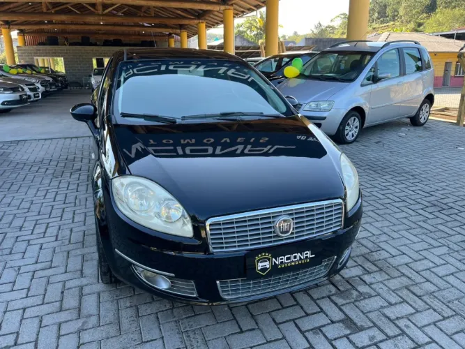 Fiat Linea 1.9/ HLX 1.9/ 1.8 Flex 16V 4P 2010