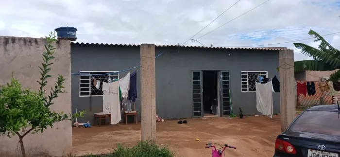 Vendo ou troco por apt, casa 26 de setembro rua 04