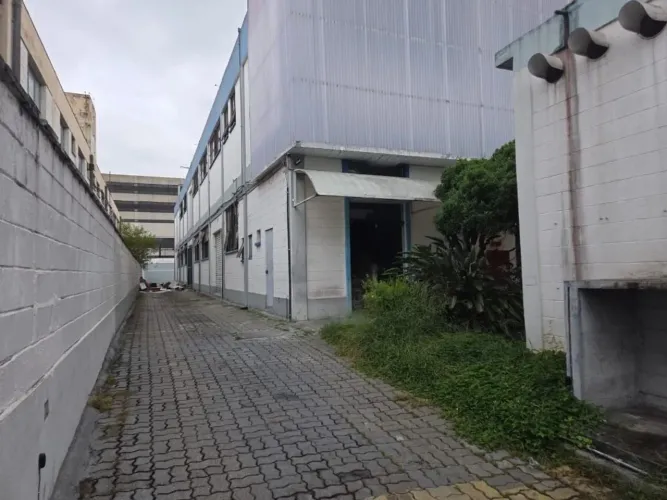 Galpão para Venda em São Paulo, Lapa de Baixo