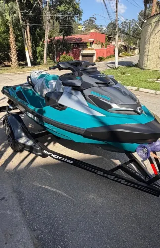 Jetski  Sea-Doo GTX Limited 325