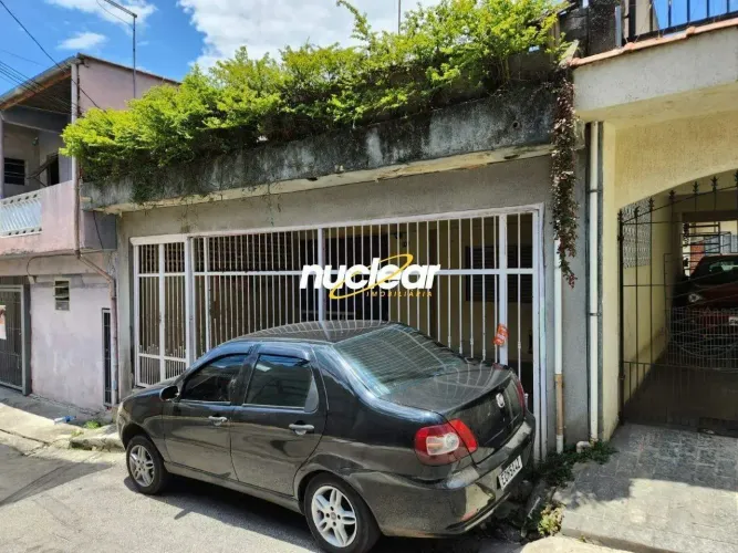 Ótima casa térrea em excelente localização na Vila Carmosina- Itaquera-SP